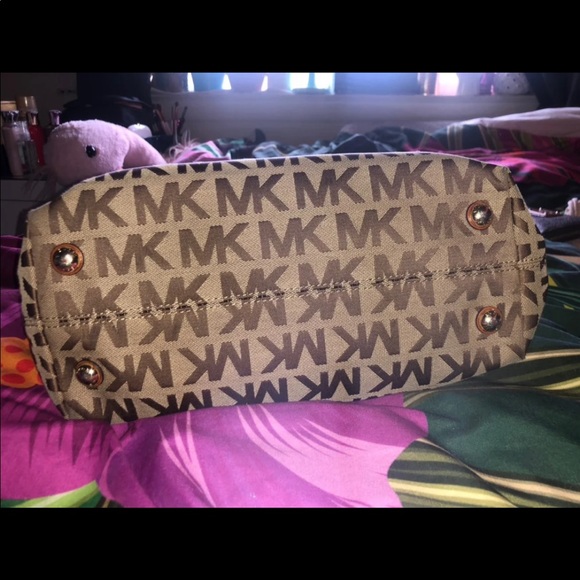 Michael kors tote - Picture 4 of 5